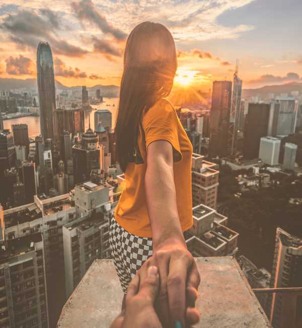 If You Need Social Media To Be Happy In Your Relationship, Check Yourself