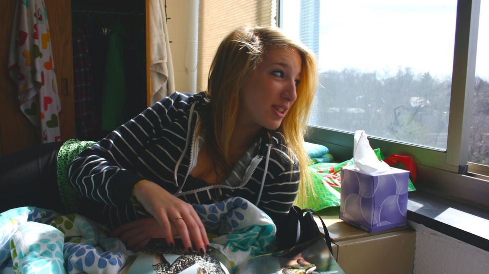 10 Power Moves Only The Laziest College Girls Will Make
