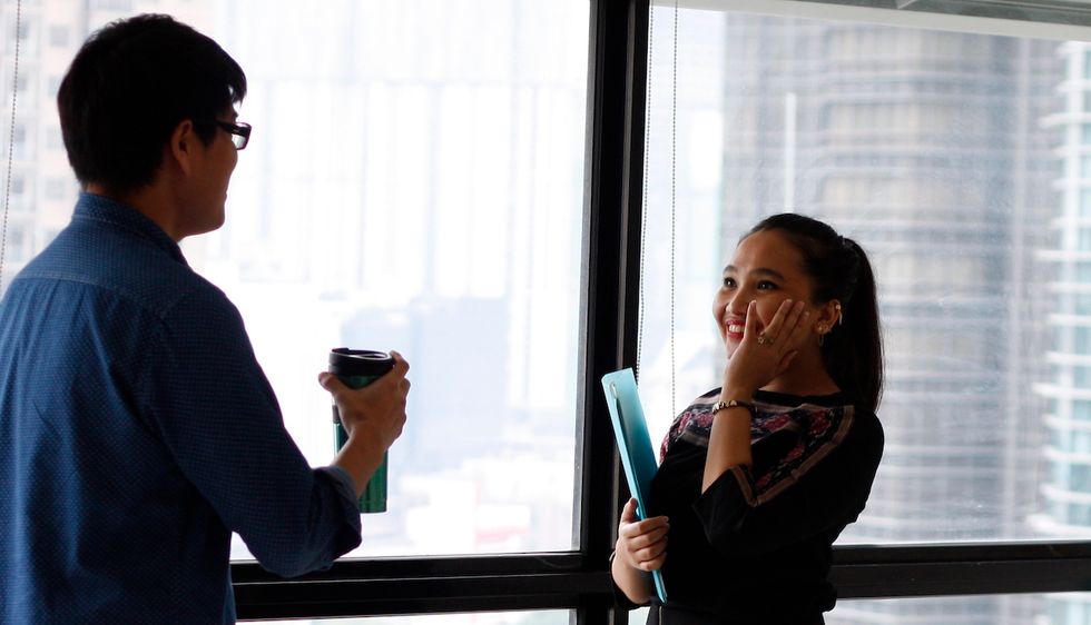 12 Conversation Starters 100x Better Than 'What's Your Major?'