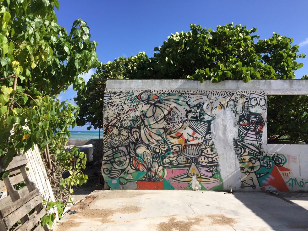 Wise Words From An Expert Tourist, When Life Comes At You Fast Run Away For A While