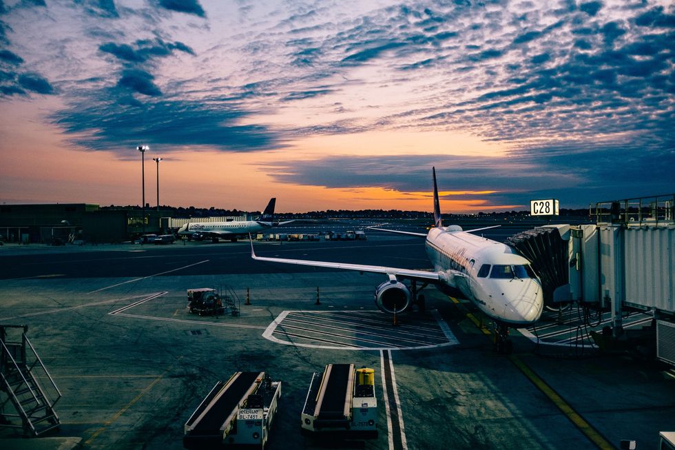 10 Things To Do During Layovers At Any Airport