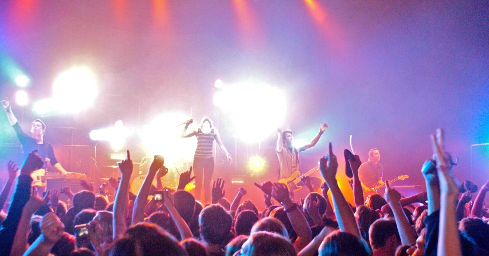 10 Signs You're a Concert Junkie