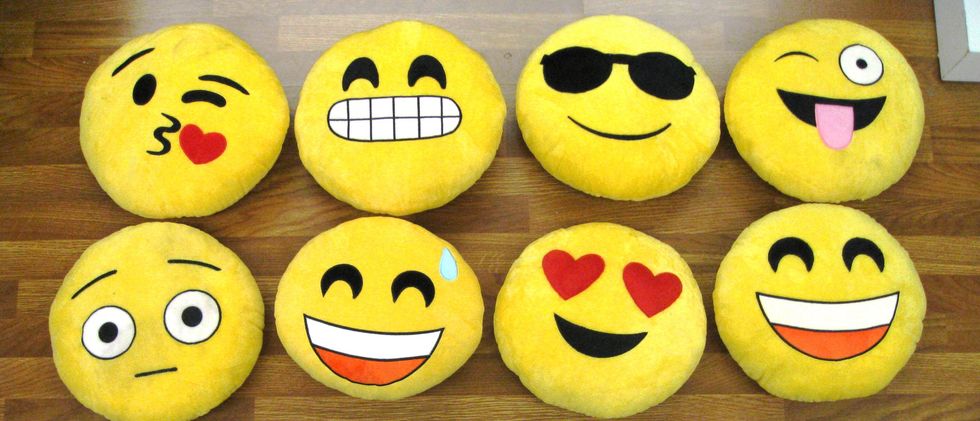 8 Additions To Texting Language You Can Send Honestly To Your Friends