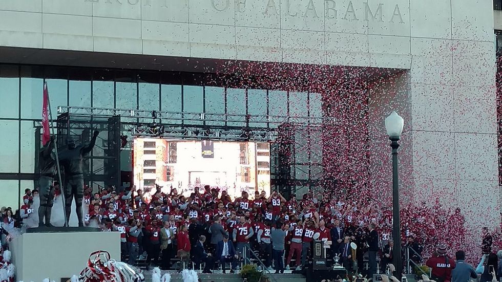 8 Things That Went Horribly Wrong For The Tide, But 3 Things That Went Perfect To Capture Their 17th National Championship