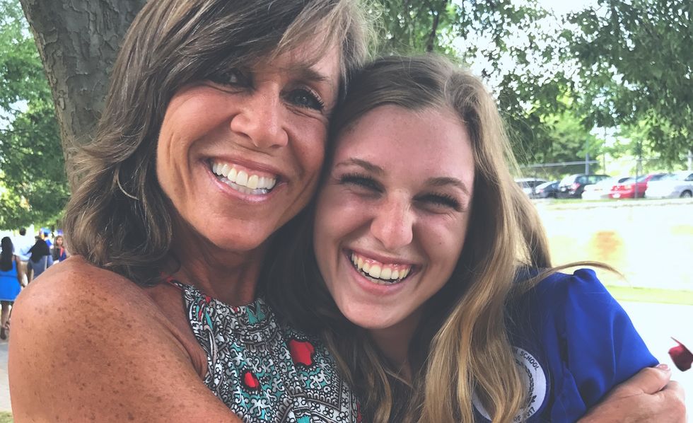 13 Signs You Are Closest With Your Mom And It's Not Even Close