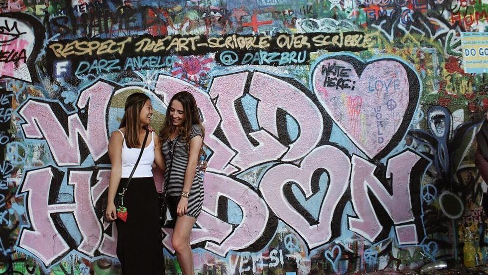 7 Ways To Step Outside Your Comfort Zone Because You're Not Mean To Live Life On The Sidelines