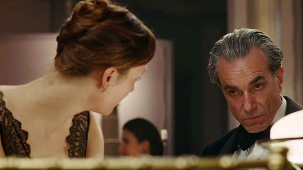 Phantom Thread (2017) Review: The Darkest Romantic Comedy of the Year