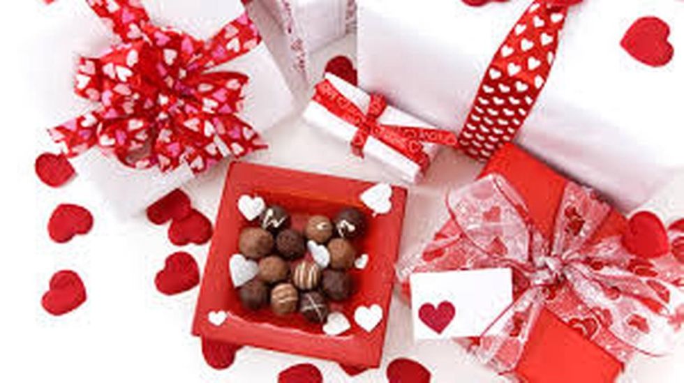 10 Valentine's Day Presents Every Girl Would Love