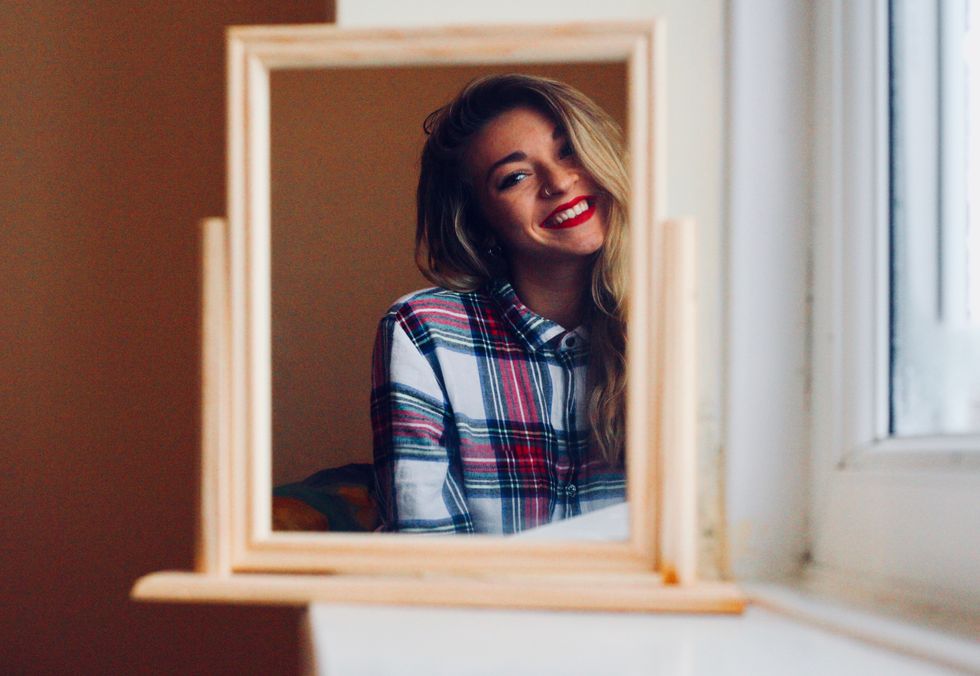 I'm Living My Life Without A Full-Length Mirror And It's Great