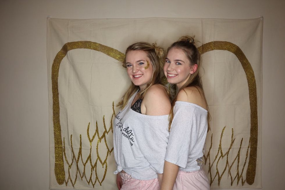 You Need A Best Friend In High School, You Deserve A Best Friend In College