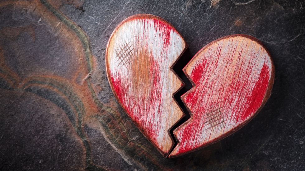5 Reasons Valentine's Day Sucks For Everyone, Not Just Singles