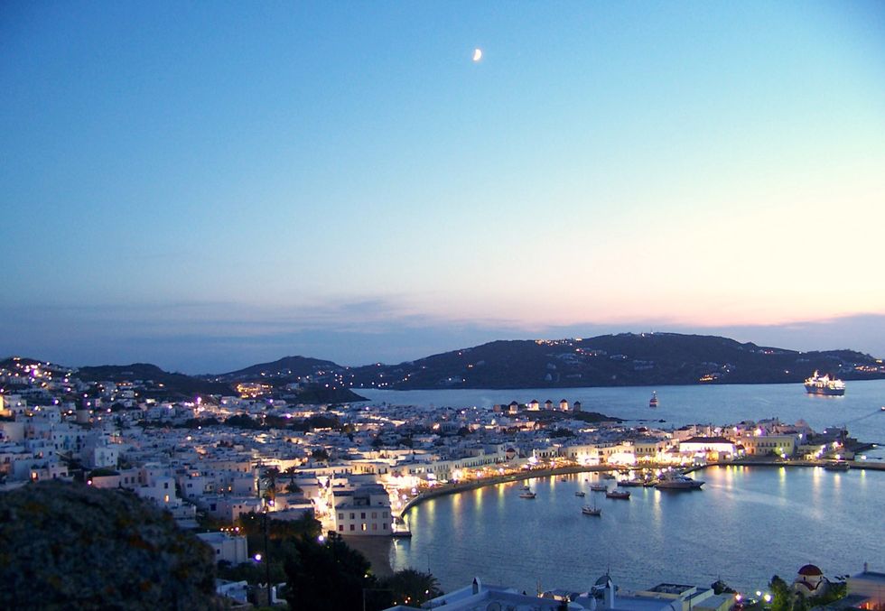 5 Ancient Reasons To Spring Break On The Island Of Mykonos