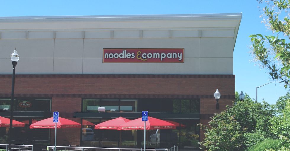 10 Things Every Noodles & Company Employee Prays You Won't Do