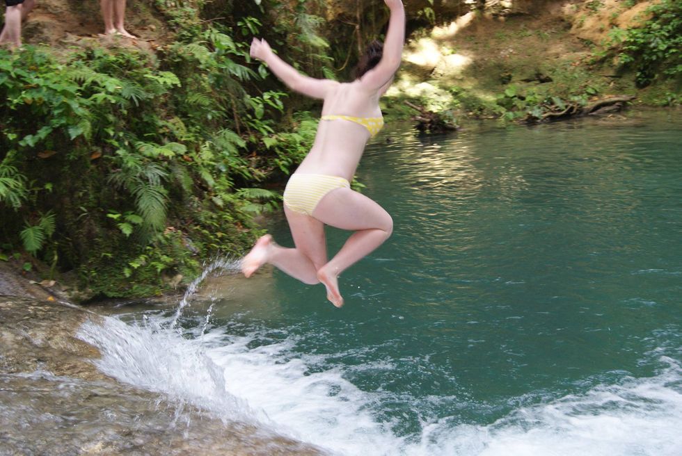 13 Things That Happen When College Girls Try On A New Bathing Suit