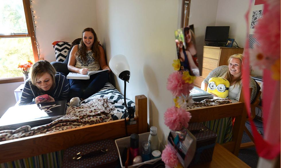 The 10 Sounds You Hear In A Freshman Dorm