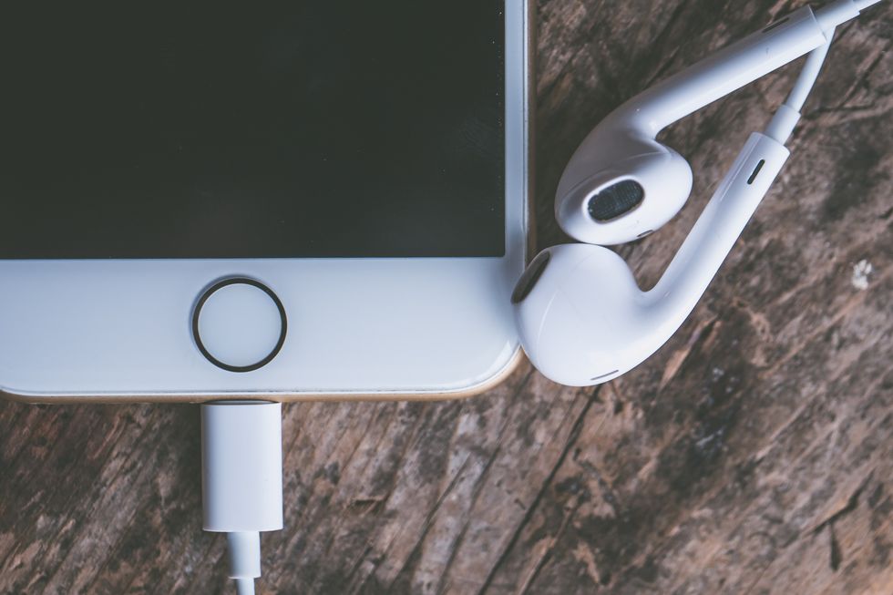 7 Reasons Why Audiobooks Are The Best