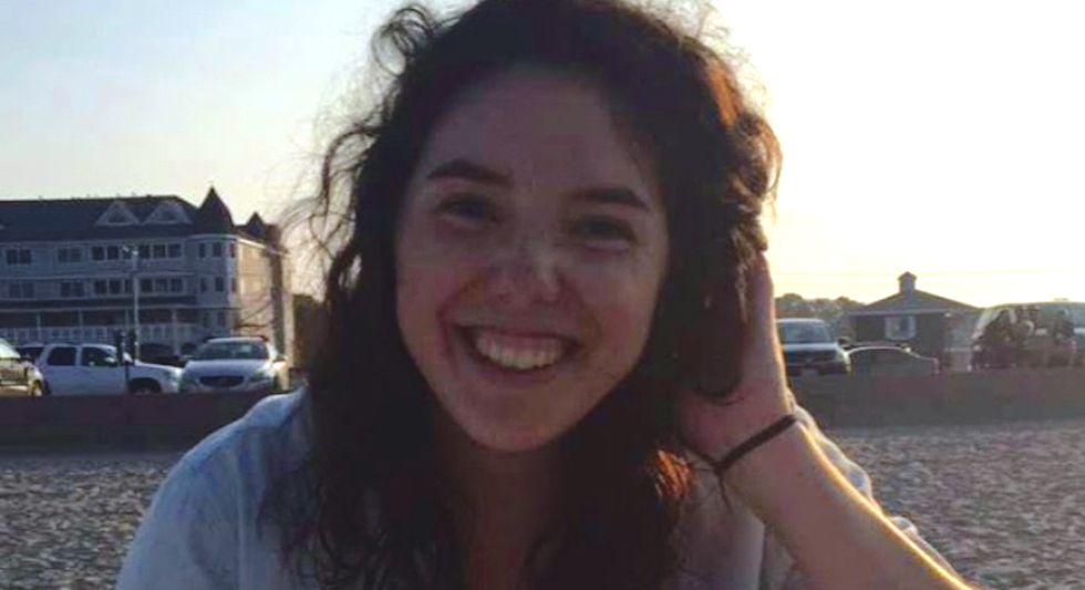 30 Reasons Everyone Should Date My BFF, Who Is Single AF