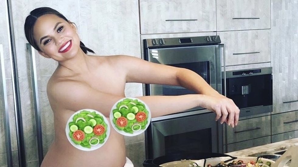 21 Chrissy Teigen Tweets That Will Make You Create A Twitter JUST To Follow Her