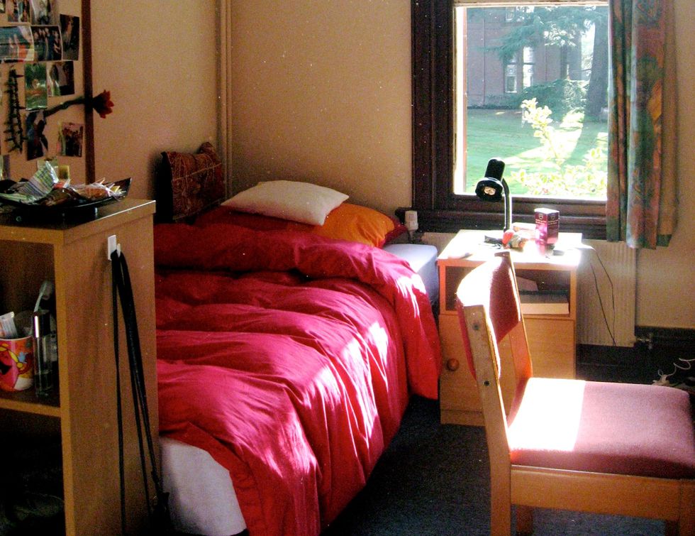 14 Things You Learn While Living in a Dorm