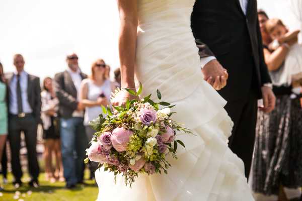 16 Unofficial Staples Of Every Single Wedding In 2018