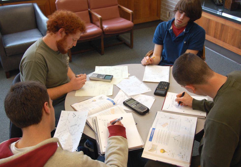 44 Things To Avoid At All Costs During Midterms Week