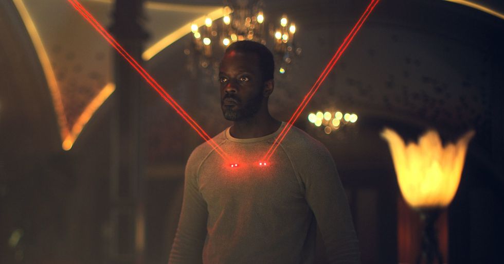 Abandon Your Current Show And Go Watch "Altered Carbon" Right Now