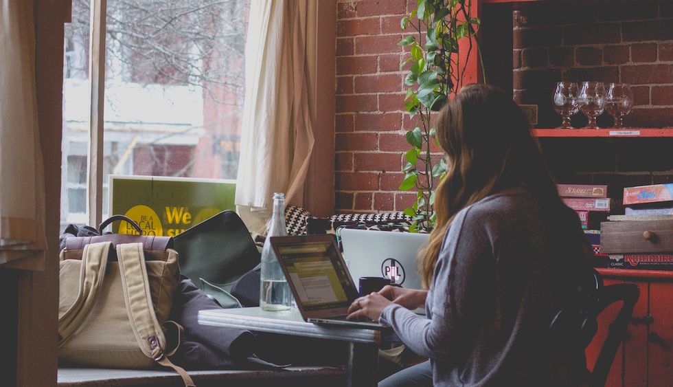 7 Sleep-Deprived Thoughts You Relate To If You've Taken An 18-Credit Semester