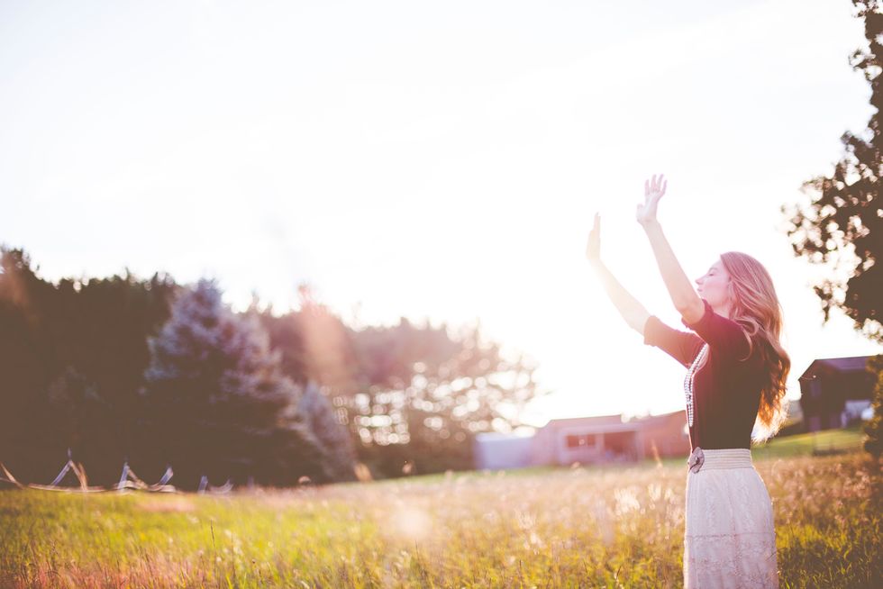 4 Powerful Worship Songs You Need To Ease Your Anxious Heart