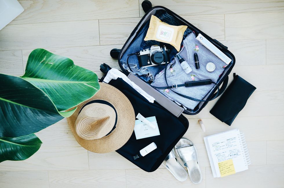 The Confessions Of A Girl Who Packs For A 14-Day Excursion Before A Weekend Trip