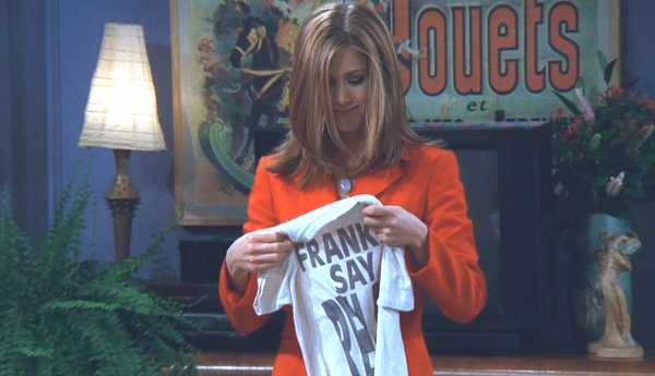 12 Obvious Reasons You Always Wear Your Boyfriend's Clothes Instead Of Yours