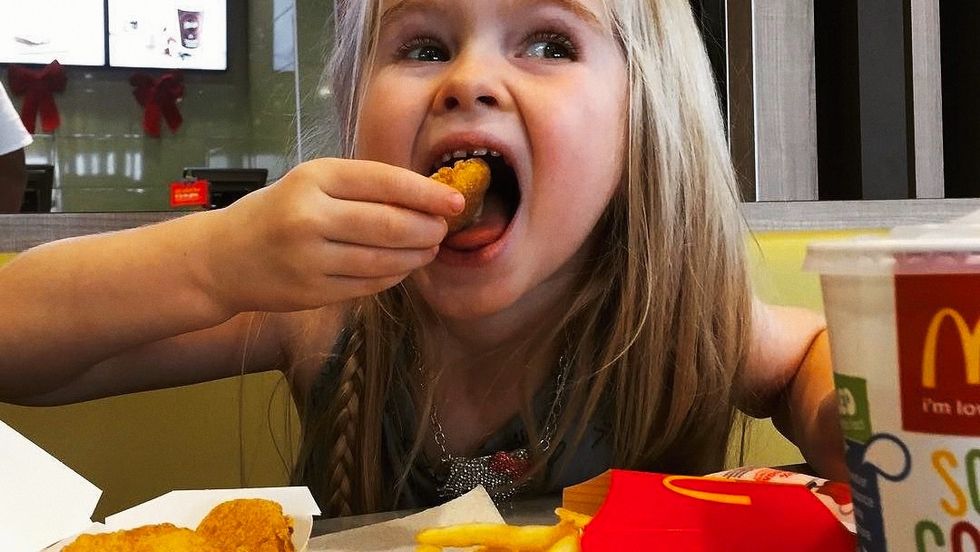 10 Signs You're The Girl Who's Always 'Just About To Order Chicken Nuggets, Anyone Else Want Some?'