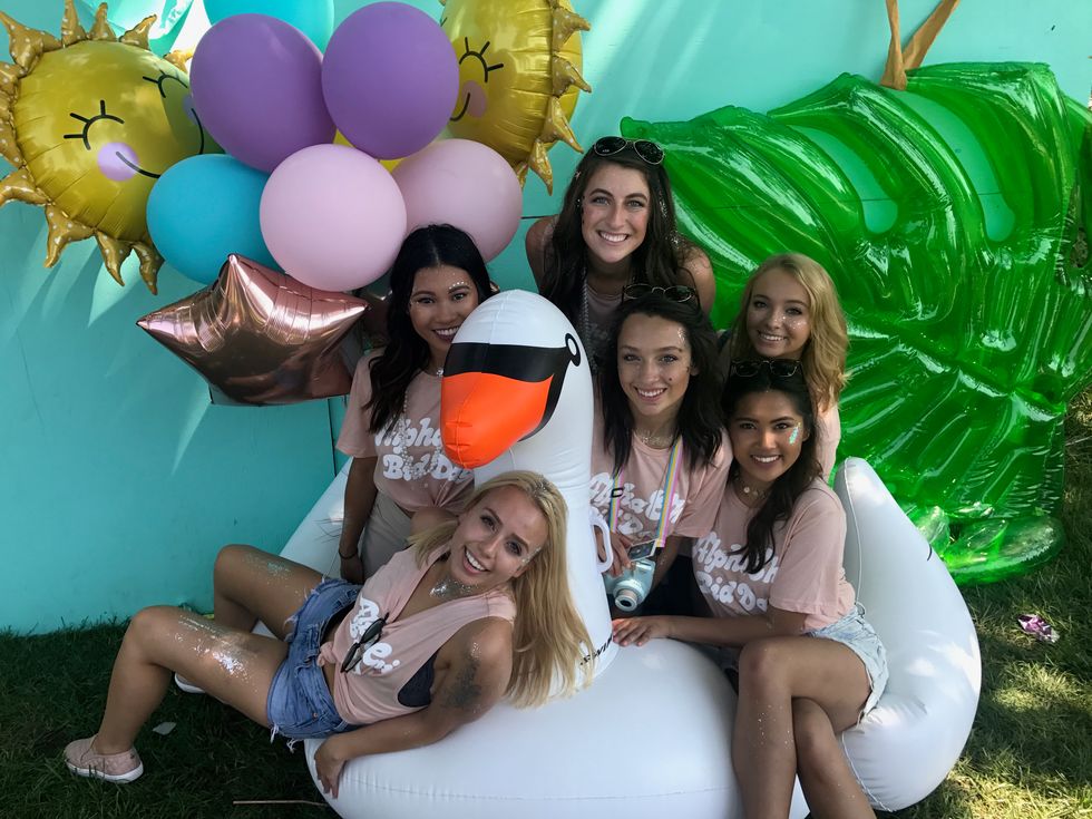 11 Things Every College Student Should Do Before They Graduate