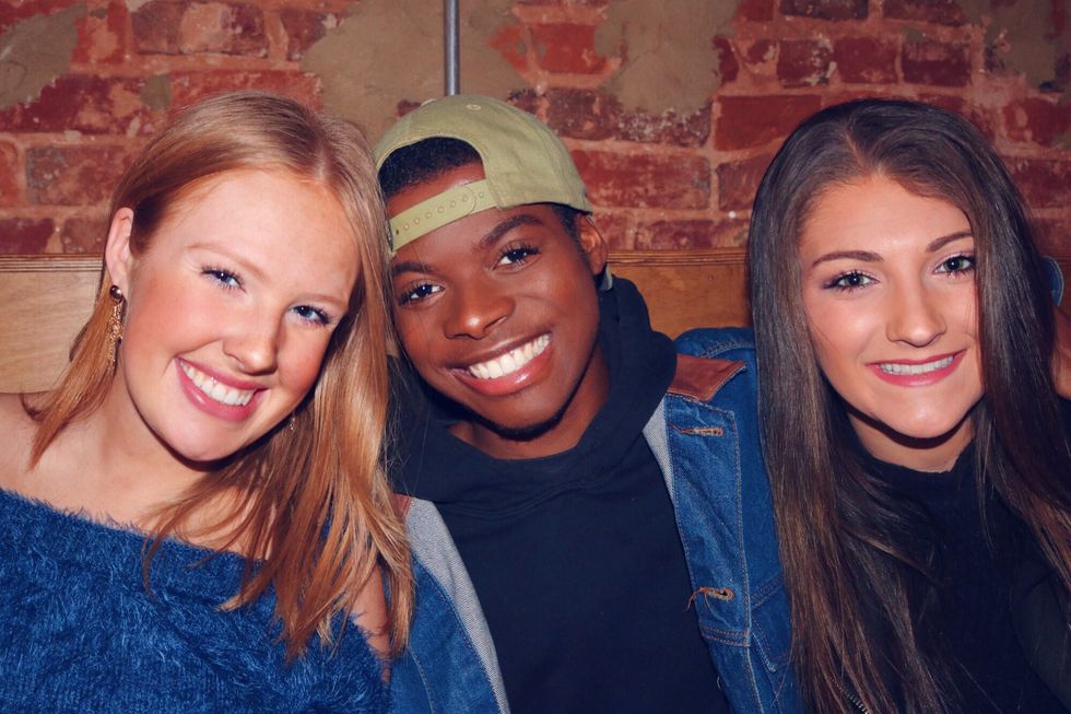 5 Times Being The Short Friend Really Sucks