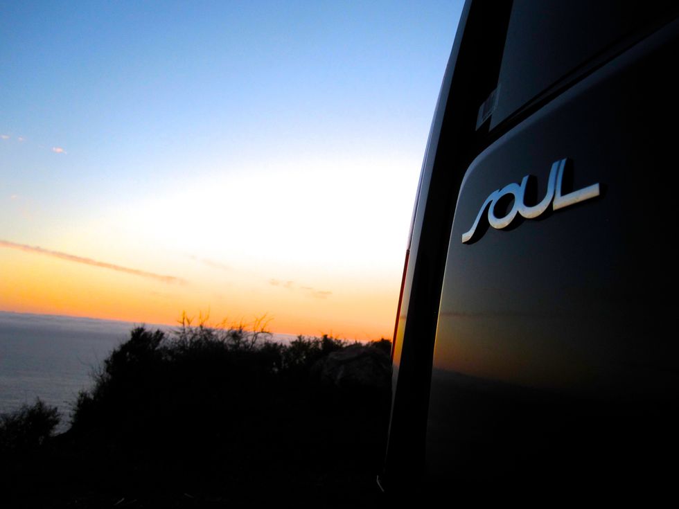 10 Essentials for Solo Road Trip Survival