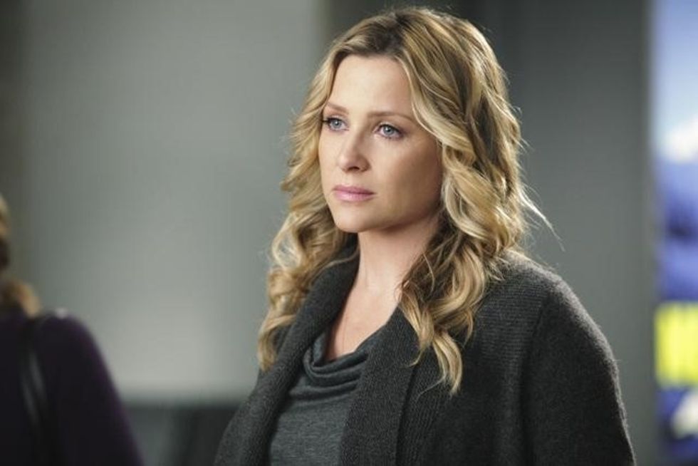 The 10 Stages Of Grief You Suffer Once You Realize Jessica Capshaw Is Not Returning To 'Grey's Anatomy'