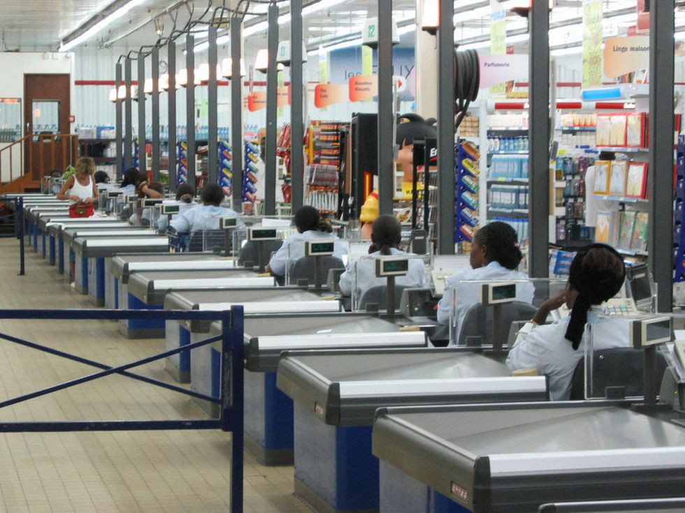 The 10 Commandments You Must Follow To Avoid Retail Customer Hell