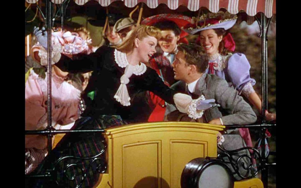 5 Old Movies Perfect To Watch With Friends