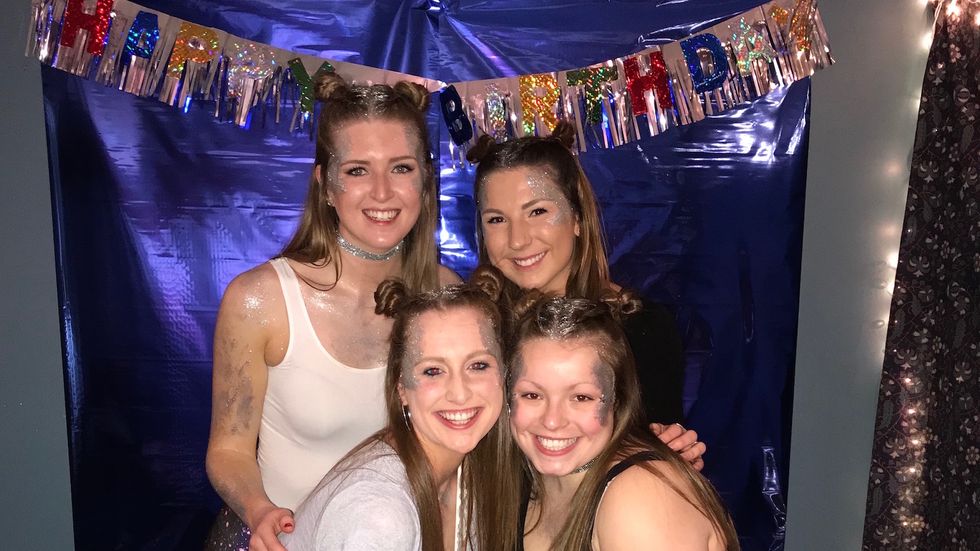 7 Surprisingly Fun College Party Themes To Entertain But Not Offend