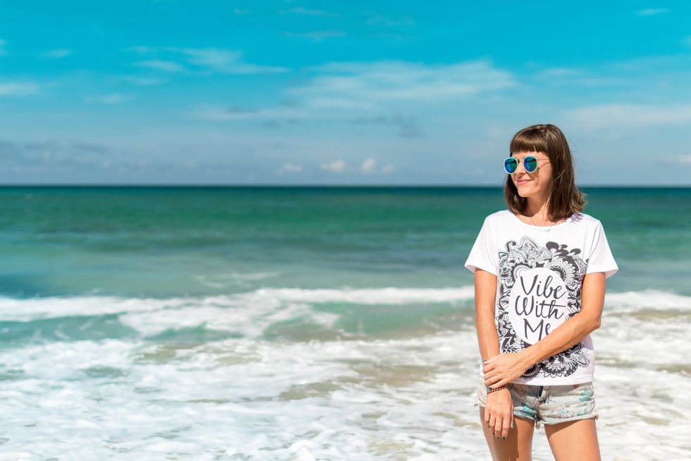 20 Adorable Etsy T-shirts For Every College Girl