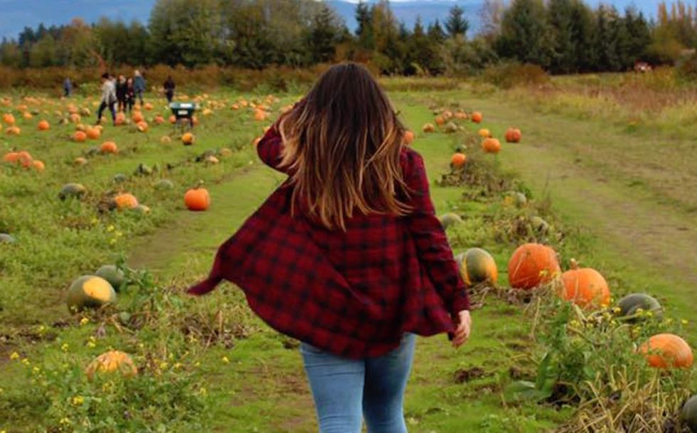 7 Fashion MUSTS For Every Student In The PNW And One Of Them Is Flannels
