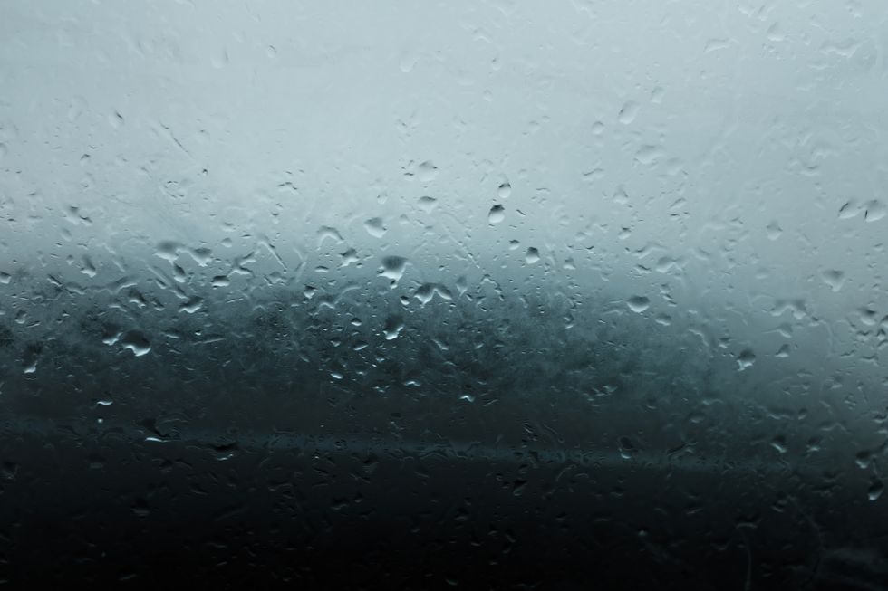 3 Novels to Read on a Rainy Day