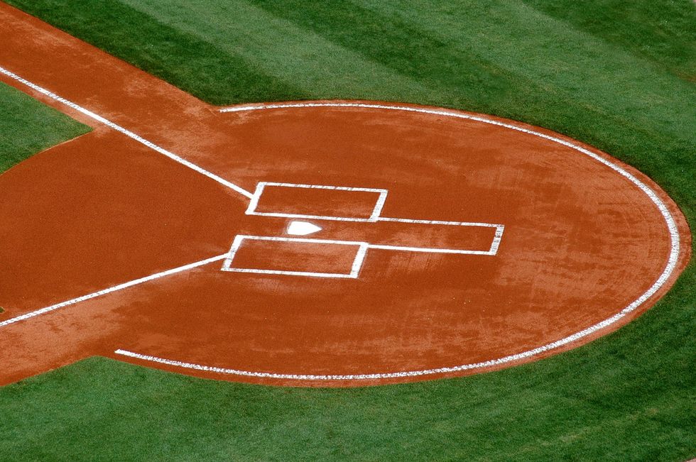 6 MLB Stadiums Every Baseball Fan Should Visit