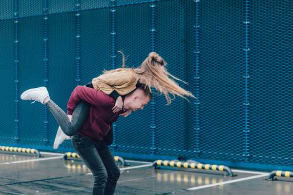 13 Changes Every Girl Experiences When They Go From Single To Cuffed