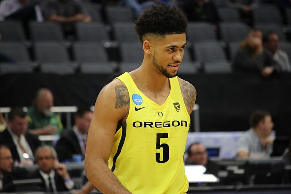 20 Thoughts While Making Your March Madness Bracket When You Know Nothing About Basketball