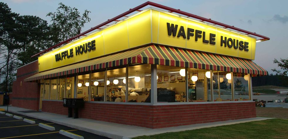 8 Places To Eat At Night That Are NOT Waffle House