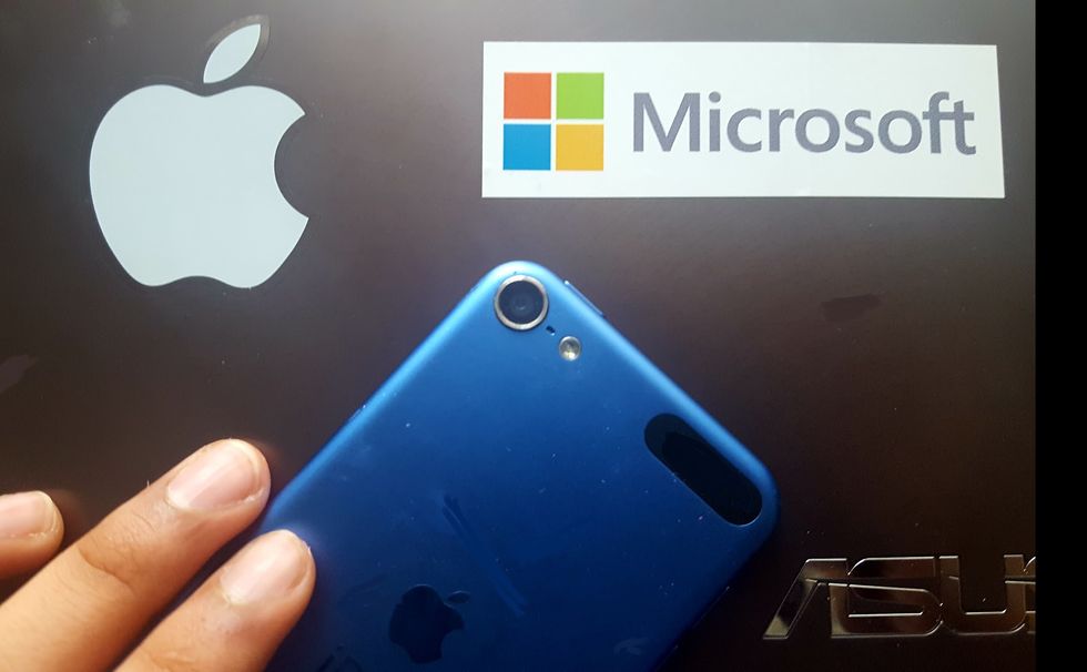 The Bumpiest Feud In The Tech Industry Since 1976: Microsoft v.s. Apple