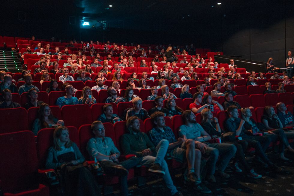 5 Things I've Learned When I Went To The Movies By Myself To Overcome Social Norms