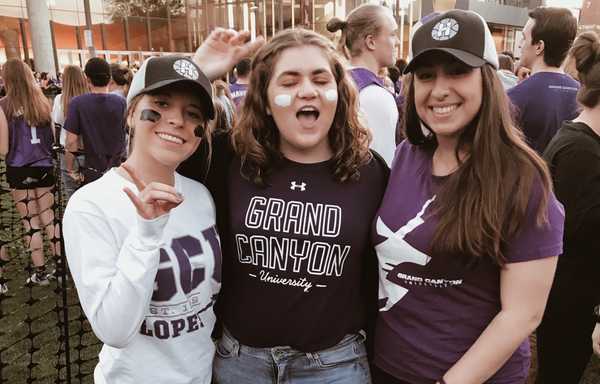 25 Signs That College Basketball Is Ruining Your Life