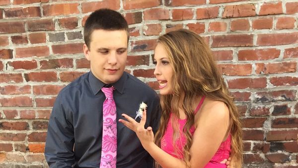 10 Indicators You're Heartless, Not Clingy, And Emotionless, So Basically A Mess