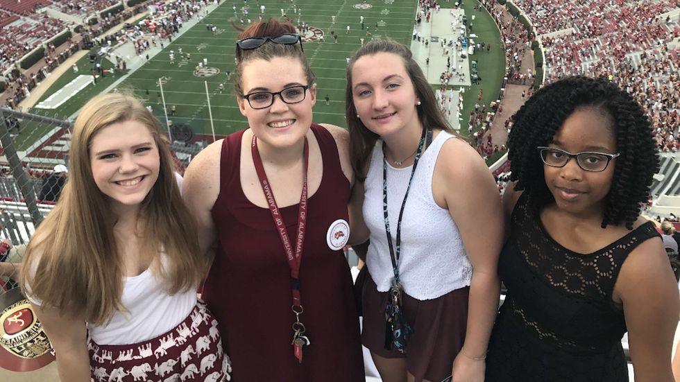 13 Pieces Of Advice For Every College Student Using Tinder